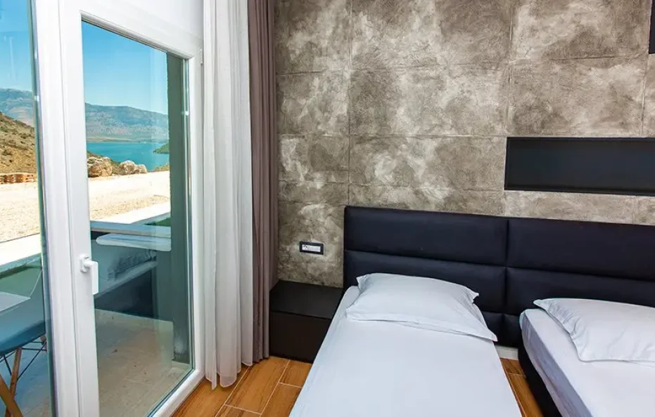 #9001-Inada Hotel-Ksamil
