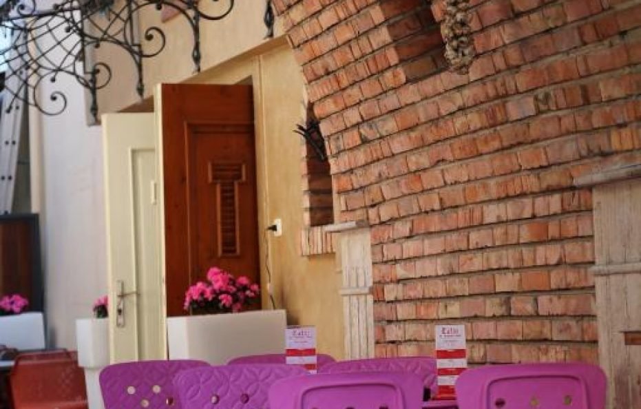 #1100-Hotel Villa Tafaj – Tirana