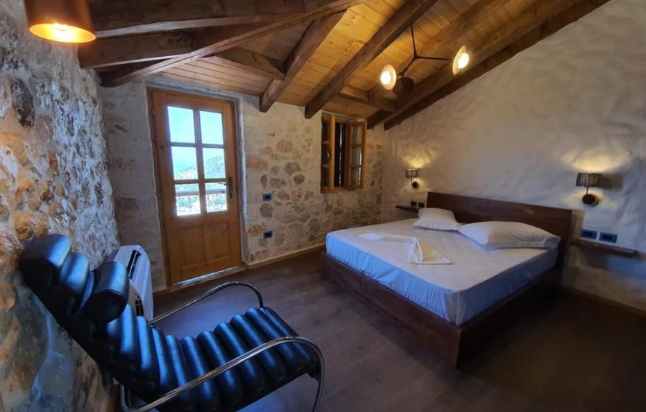 #3003-Roots Apt-Dhermi