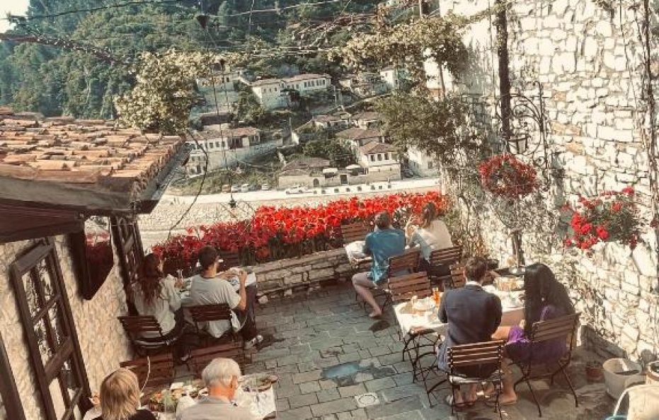 #9003-Hani i Xheblatit-Berat