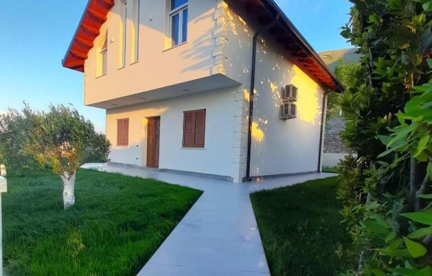 #0209- Xhuli Guesthouse- Lake Shkodra