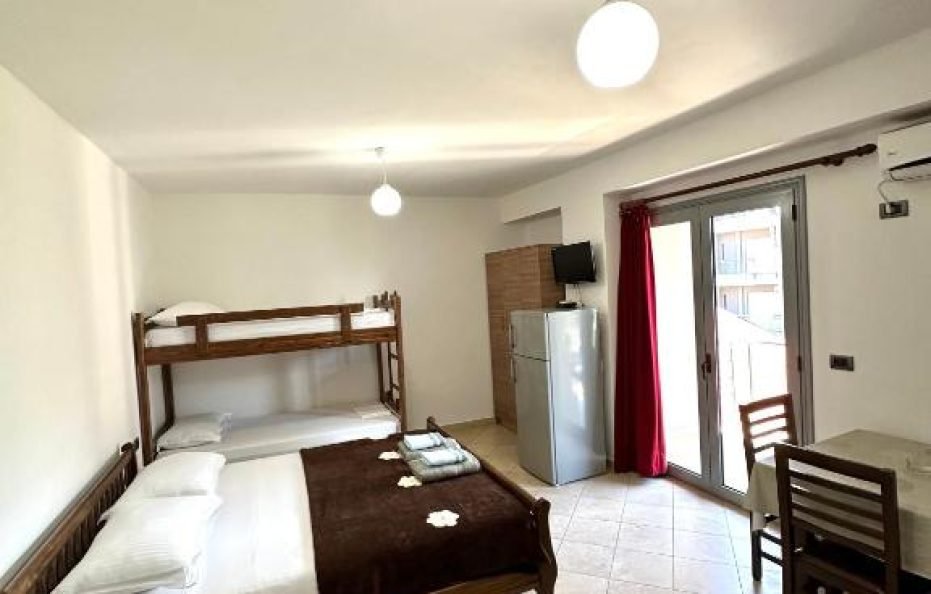 #7002-Horizonti Blu-Shengjin