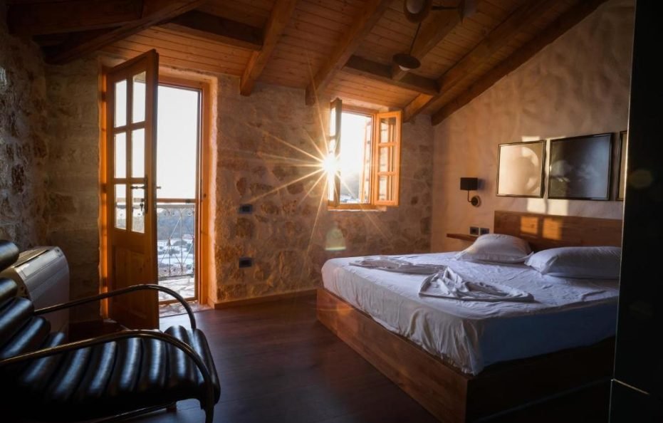 #3003-Roots Apt-Dhermi