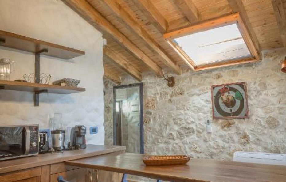 #3003-Roots Apt-Dhermi