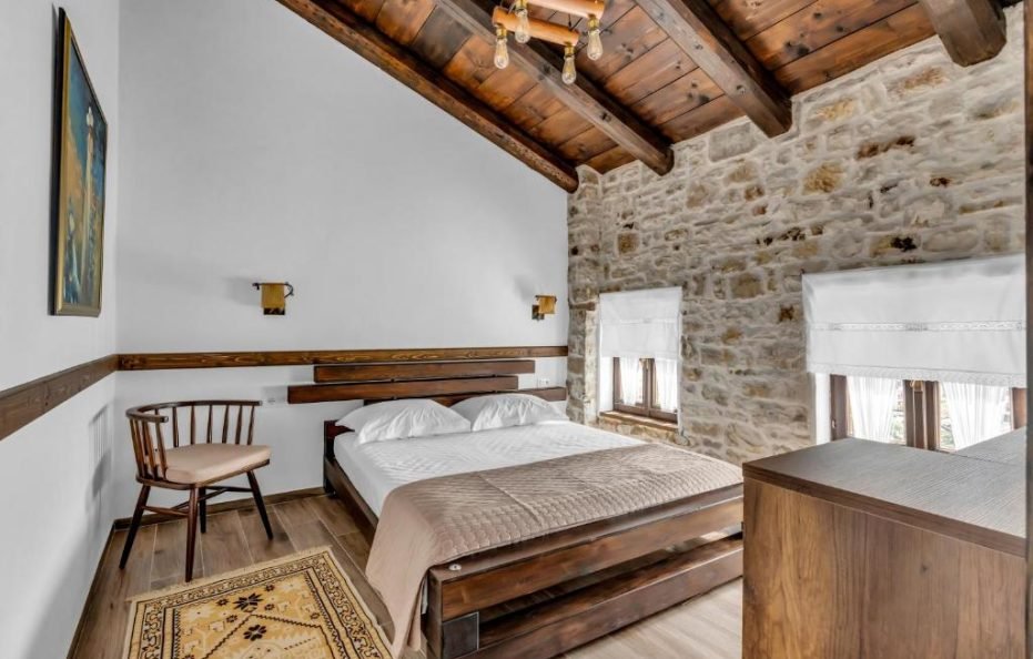 #9005-Hotel Bohem-Berat