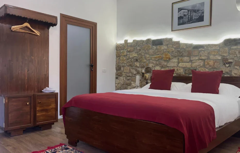 #9000 – Hotel Berati – Berat