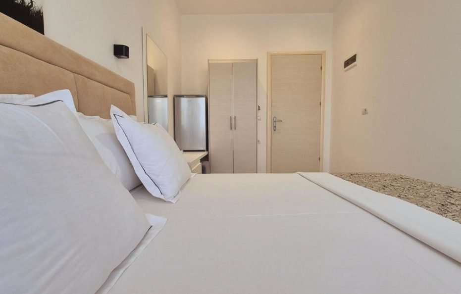 #0105 – Villa Josana – Saranda